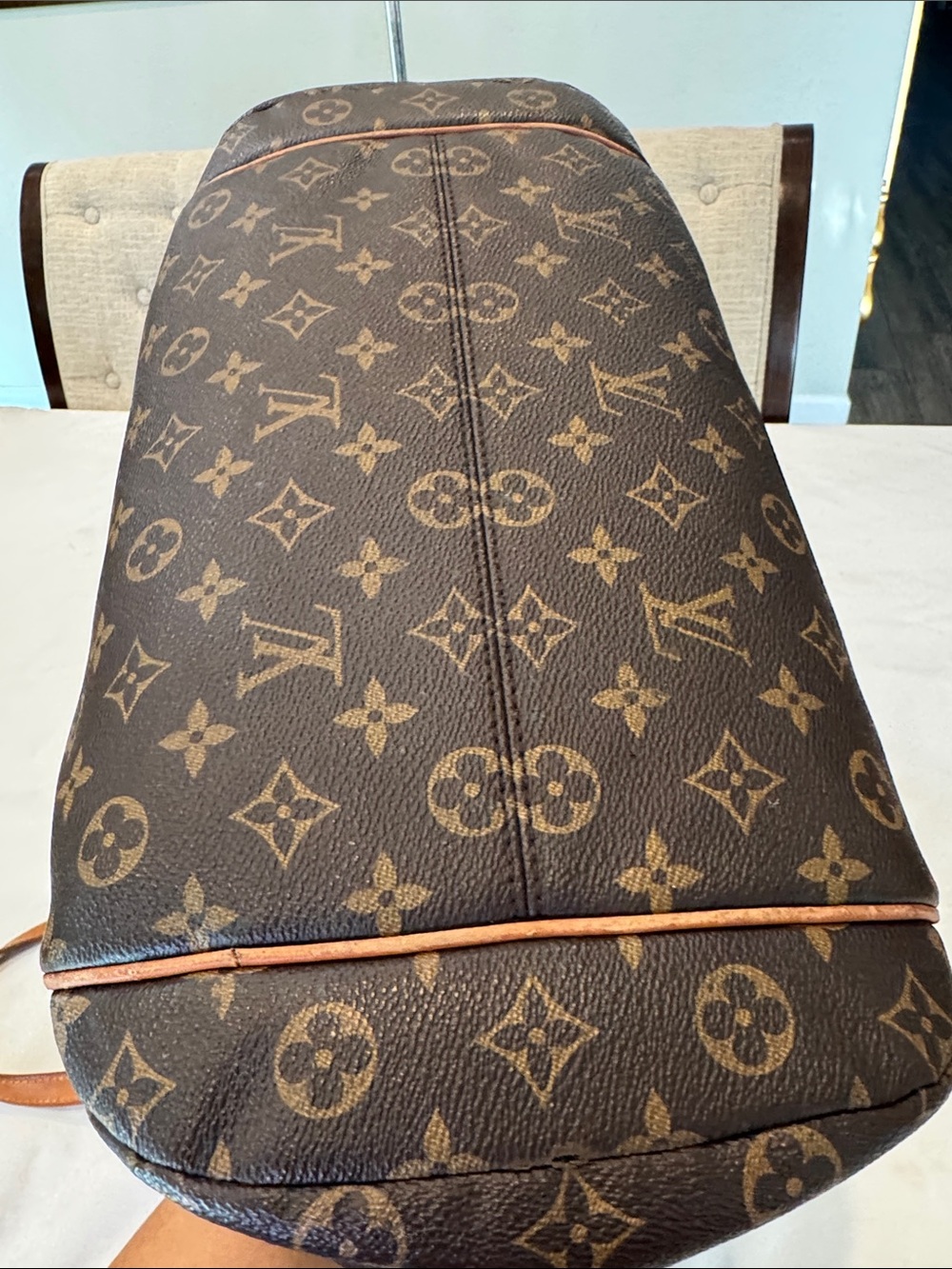 Authentic Louis Vuitton Totally Monogram GM bag - Picture 7 of 16
